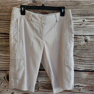 "Nike  Golf" Woman's shorts Lt Tan Size:6 Pre-owned